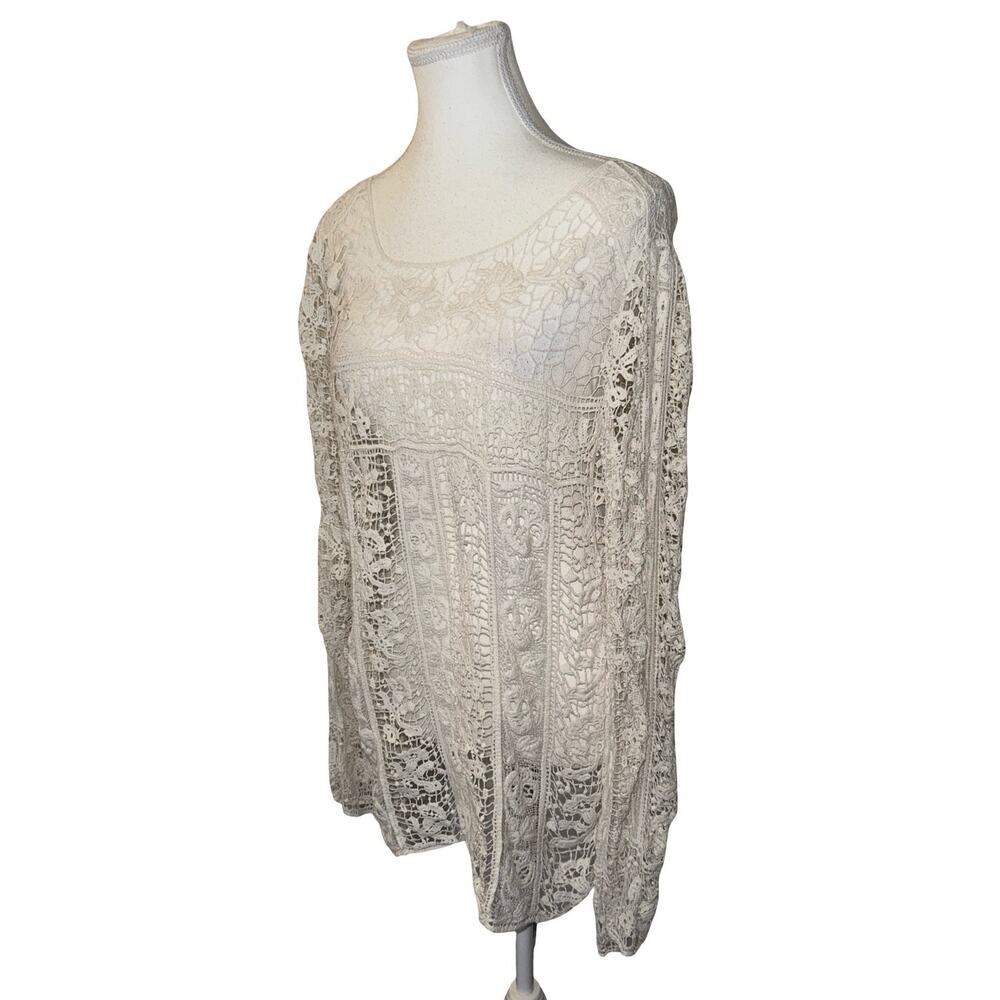 Crochet Lace Blouse - Picture 3 of 8